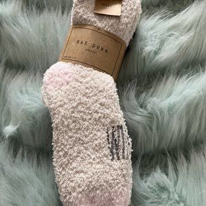 RAE DUNN 3 pairs Cozy socks Wild shoe size: 4-10 Beige/pink NEW with TAGS